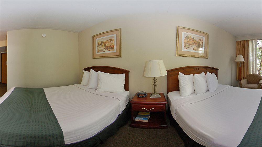 Best Western Plus Lower South End Charlotte Exterior photo